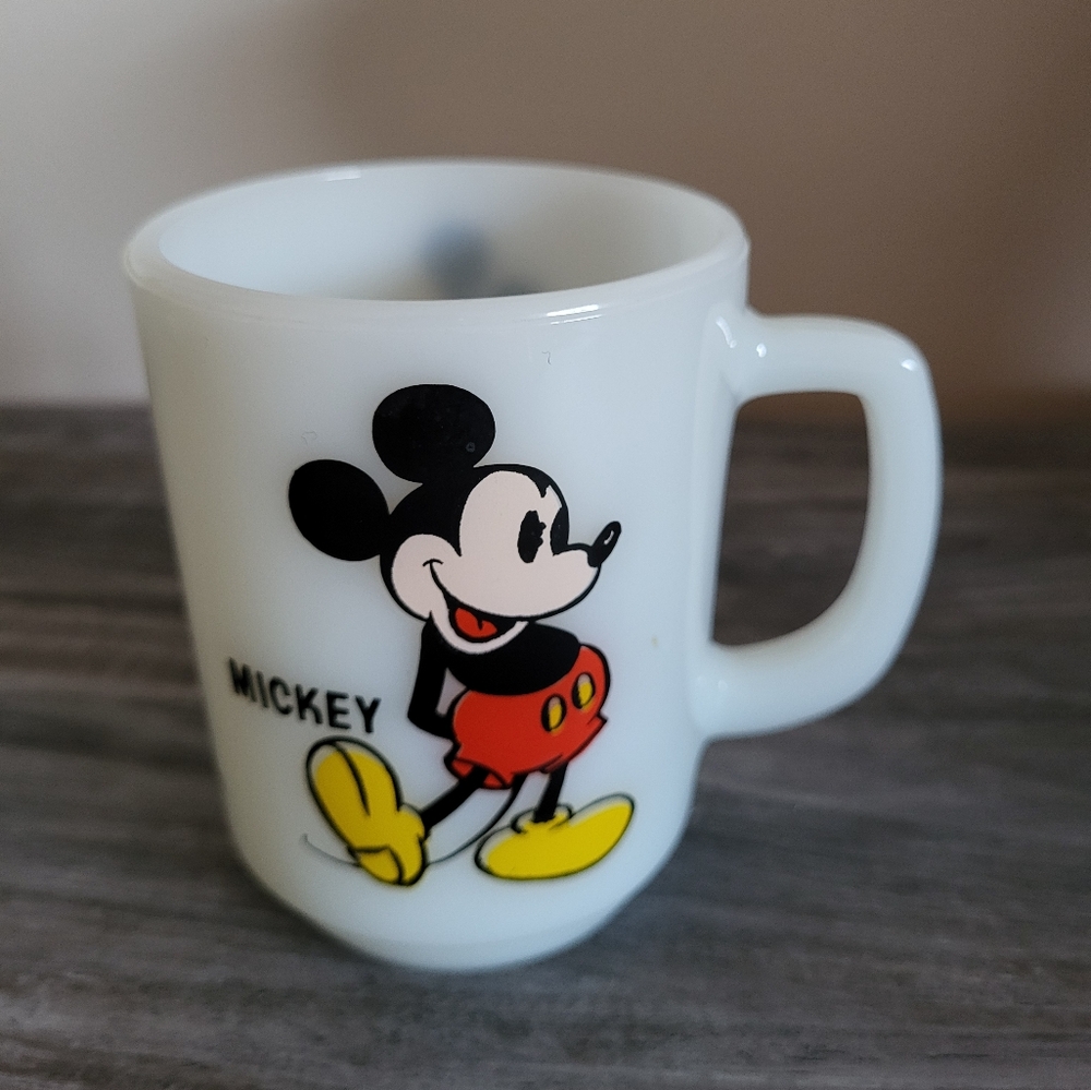 Vintage Anchor Hocking Mickey Mouse Pepsi Milk Glass Mug 1980s